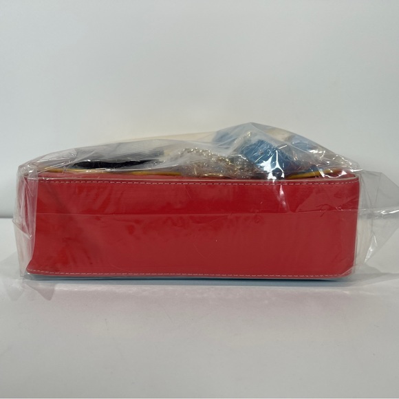 Disney Princess Loungefly Classic Fairytale Books Gold Chain Crossbody Bag NEW - Picture 11 of 12